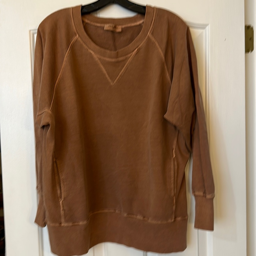 Camel brown sweatshirt